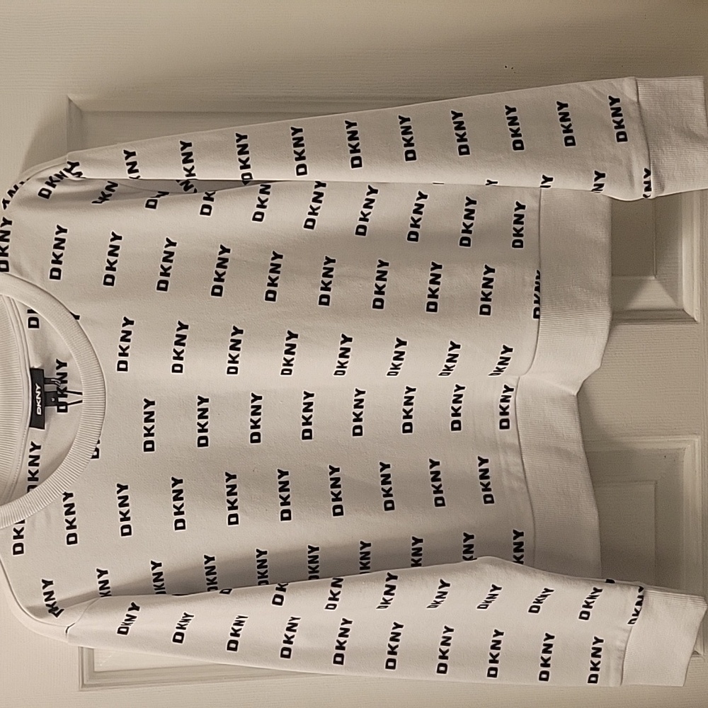DKNY Black and White Logo Textured Pattern Women's Sweatshirt